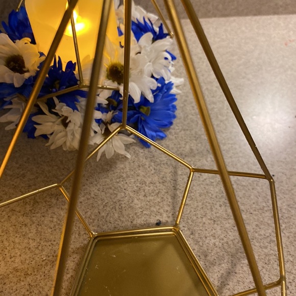 2 - Matte Gold Candle Holder W/Battery Operated Candle Can add Flowers  NWT - Picture 14 of 15